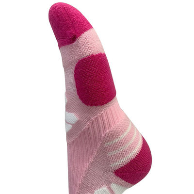 Posición del logotipo del cuerpo 100% lana Longitud de la tripulación femenina Calcetines de montaña para deportes de invierno