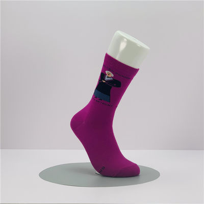 Moda de algodón personalizada Calcetines deportivos de equipo de mujeres Calcetines de estilo regular Calcetines diarios para ventas B2B