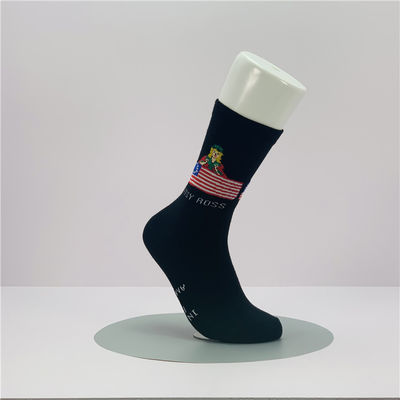 Moda de algodón personalizada Calcetines deportivos de equipo de mujeres Calcetines de estilo regular Calcetines diarios para ventas B2B