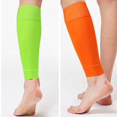 Calcetines de compresión deportivos para hombres con patrón sólido Calcetines deportivos cómodos y transpirables