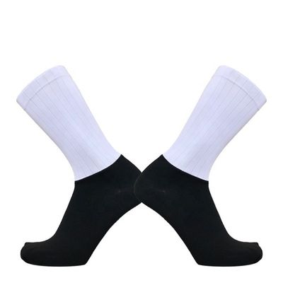 Calcetines deportivos confortable anti-deslizante y seco rápido para el tobillo masculino para la vida diaria y el deporte