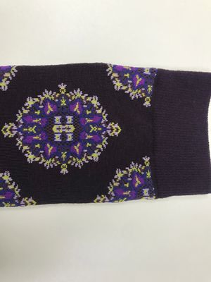 Calcetines de diseño de logotipo personalizado para hombres y mujeres Apoyo 7 días Tiempo de entrega del pedido de muestras