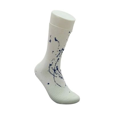 Calcetines de algodón de logotipo deportivo personalizado para hombres y mujeres Moda Calcetines de equipo de color plano