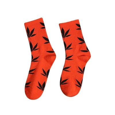 Calcetines deportivos de color naranja rojo azul de algodón Calcetines populares para la tripulación Calcetines escolares para 36-39 Mujeres