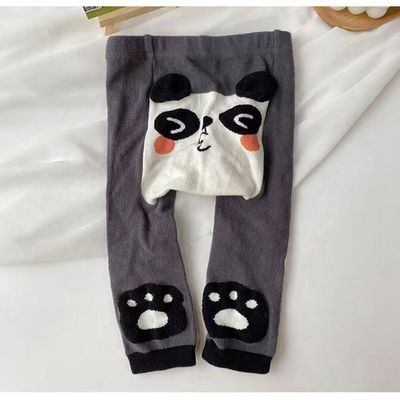 Calcetines para bebés en algodón cómodo y transpirable con un adorable patrón de animal