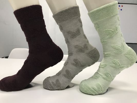 Calcetines termales de invierno para hombres Calcetines de punto gruesos y cómodos con patrón de impresión
