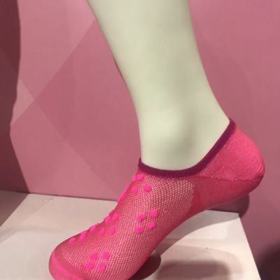 Color sólido de mujer Logotipo personalizado de moda confortable 100% de calcetines de nylon en vino de la marina