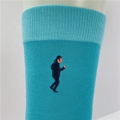 Calcetines para mujeres de espesor estándar con bordado a medida y tejido transpirable 39-42