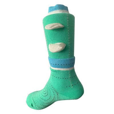Moderno algodón peinado orejas 3D de doble costilla calcetines para niños diseño y detección de agujas