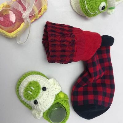 Calcetines para mujeres de algodón y algodón de color rojo
