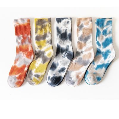UNISEX 37-44 EU Tamaño Tie Dye Color delgado de caramelo Impresión personalizada Calcetines deportivos de tubo de algodón