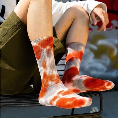 UNISEX 37-44 EU Tamaño Tie Dye Color delgado de caramelo Impresión personalizada Calcetines deportivos de tubo de algodón