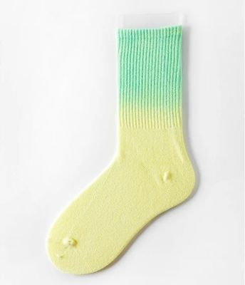 Calcetines de belleza sin resbalón con logotipo de esposas con agarre colorido Calcetines de patinaje de algodón