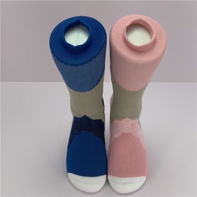 25%Calcetines de fútbol de agarre de poliamida Calcetines deportivos largos para entrenamiento y rendimiento deportivo