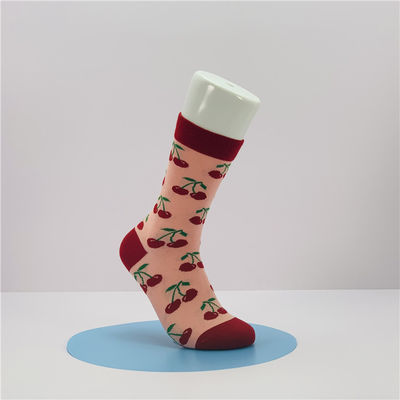 Coloridos calcetines antibacterianos con patrón de Jacquard perfectos para las mujeres