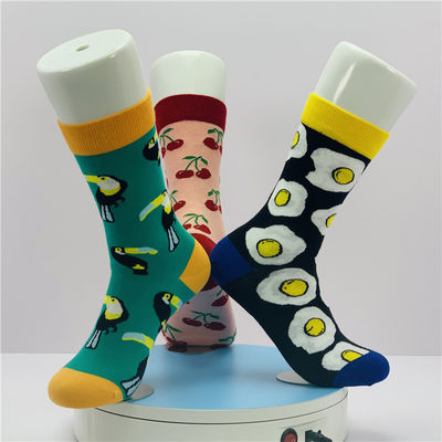 Coloridos calcetines antibacterianos con patrón de Jacquard perfectos para las mujeres