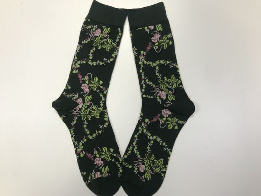 Pon tus manos en estos lindos calcetines de dibujos animados de nylon tejido para hombres estilo anime