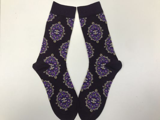 Logotipo personalizado Calcetines de impresión de moda hombres Calcetines de moda Método de tejido de punto asequible