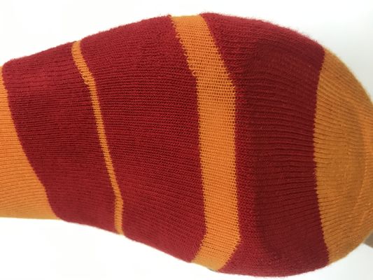 Calcetines deportivos de algodón espandéx de mezcla transpirable para hombres personalizables y duraderos