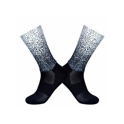 Material de poliamida y spandex estilo regular Calcetines deportivos masculinos para estilo de vida activo