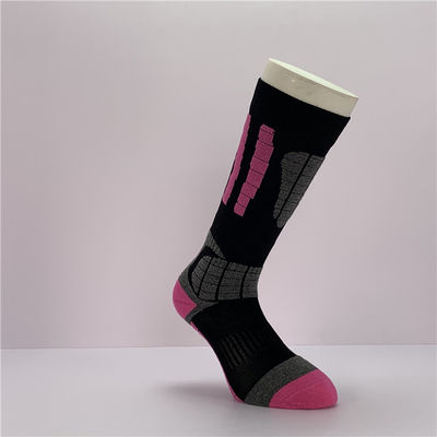 50000 cantidades de calcetines de diseño para hombres con almohadilla