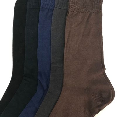 15% de poliamida de patrón sólido Calcetines de equipo masculino para negocios y uso informal Diseño personalizado