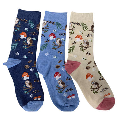 Diseño de Jacquard personalizado Calcetines de tripulación Patrón de dibujos animados lindos y divertidos para adultos unisex