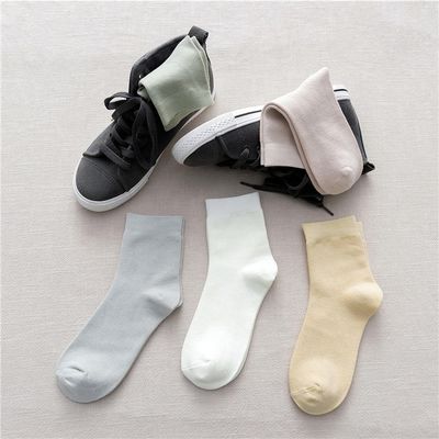Calcetines de bambú de detección de agujas Blancos sencillos y transpirables Calcetines de fibra de bambú Casual