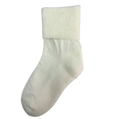 Diseño personalizado Niños lindos Calcetines de tobillo para niñas escolares de invierno en algodón peinado