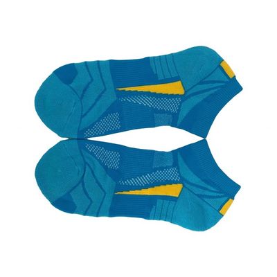 Confortable estilo regular mezcla de algodón transpirable calcetines de atletismo para hombres con tobillo invisible