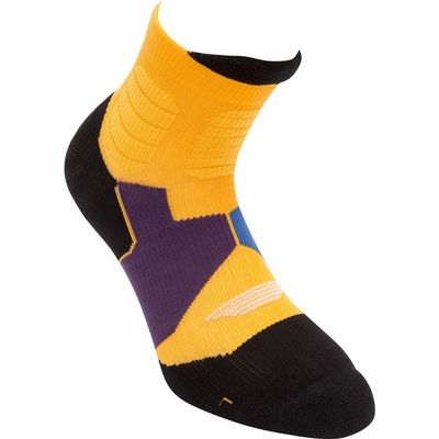 50000 Calcetines deportivos de algodón unisex Calcetines de correr con agarre personalizado para artículos esenciales de primavera
