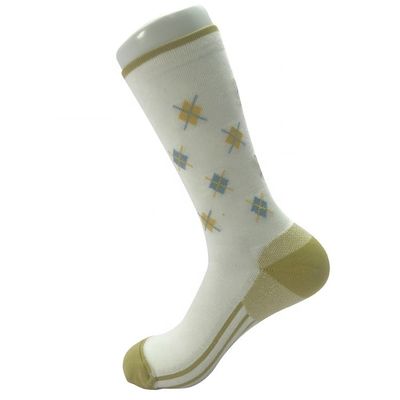 Calcetines deportivos con alta humedad en los tobillos para la elasticidad a la presión y la duración de la carrera