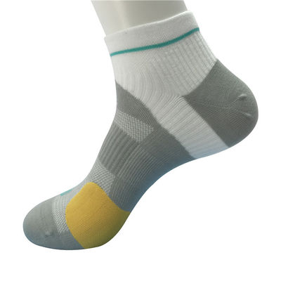 Calcetines deportivos de diseño personalizado con espesor estándar de tela rápida y transpirable