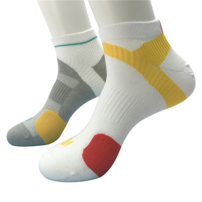 Calcetines deportivos de diseño personalizado con espesor estándar de tela rápida y transpirable