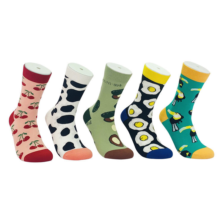 Estilo Invierno Popular Happy Jacquard Calcetines Largos Mujeres para las celebraciones del año