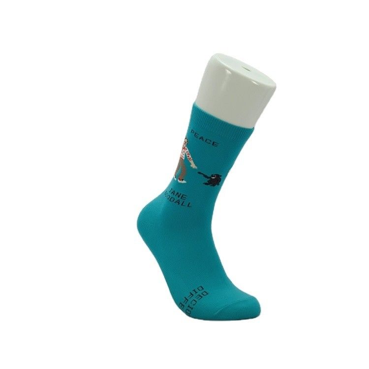 Moda de algodón personalizada Calcetines deportivos de equipo de mujeres Calcetines de estilo regular Calcetines diarios para ventas B2B