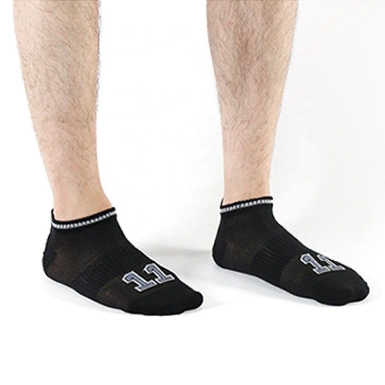 Calcetines de algodón masculino de uso diario de color sólido de corte bajo calcetines cortos para calcetines de tobillo para deportes casuales