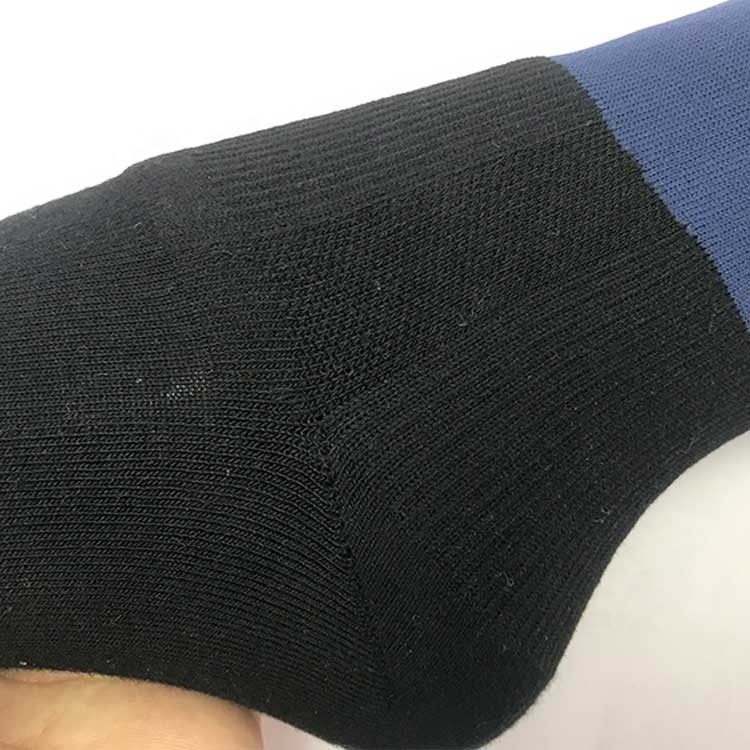 Calcetines de ciclismo de espesor estándar Calcetines deportivos antideslizantes para la comodidad y el apoyo