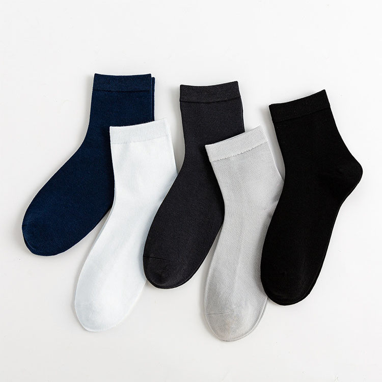 Tejido de verano 2% de elastano de varios colores de color sólido de bambú calcetines de hombre de punto