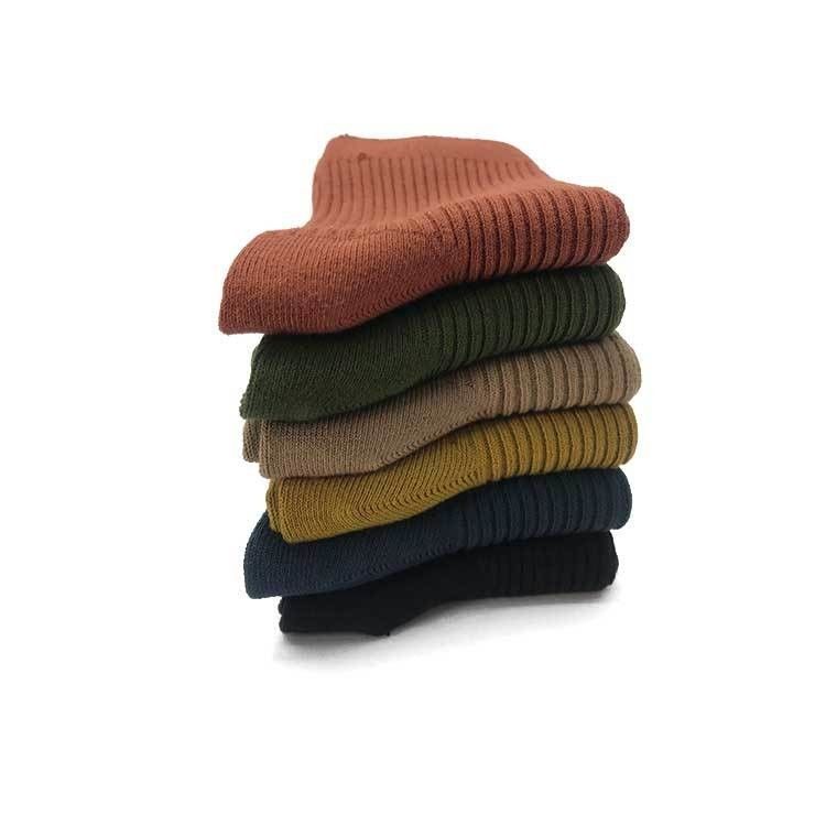 Calcetines respiratorios retro de otoño para mujeres 6 colores Fibra de bambú Una talla más adecuada 35-40