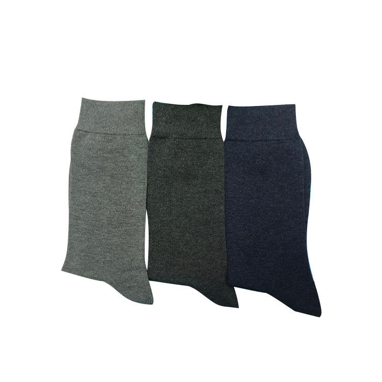 Calcetines personalizados para hombres de fibra de bambú sostenible y diseño cómodo