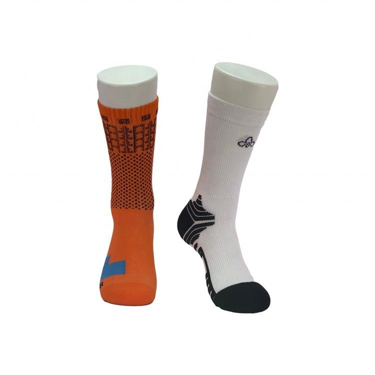 Calcetines de yoga deportivos al aire libre con diseño transpirable y opciones de colores